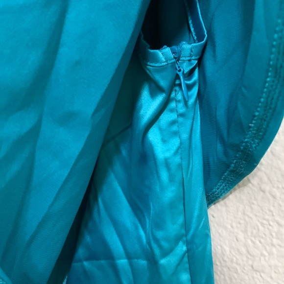 One Shoulder Ruched Asymmetrical Satin Bodycon wedding guest cocktail Dress - Picture 5 of 7